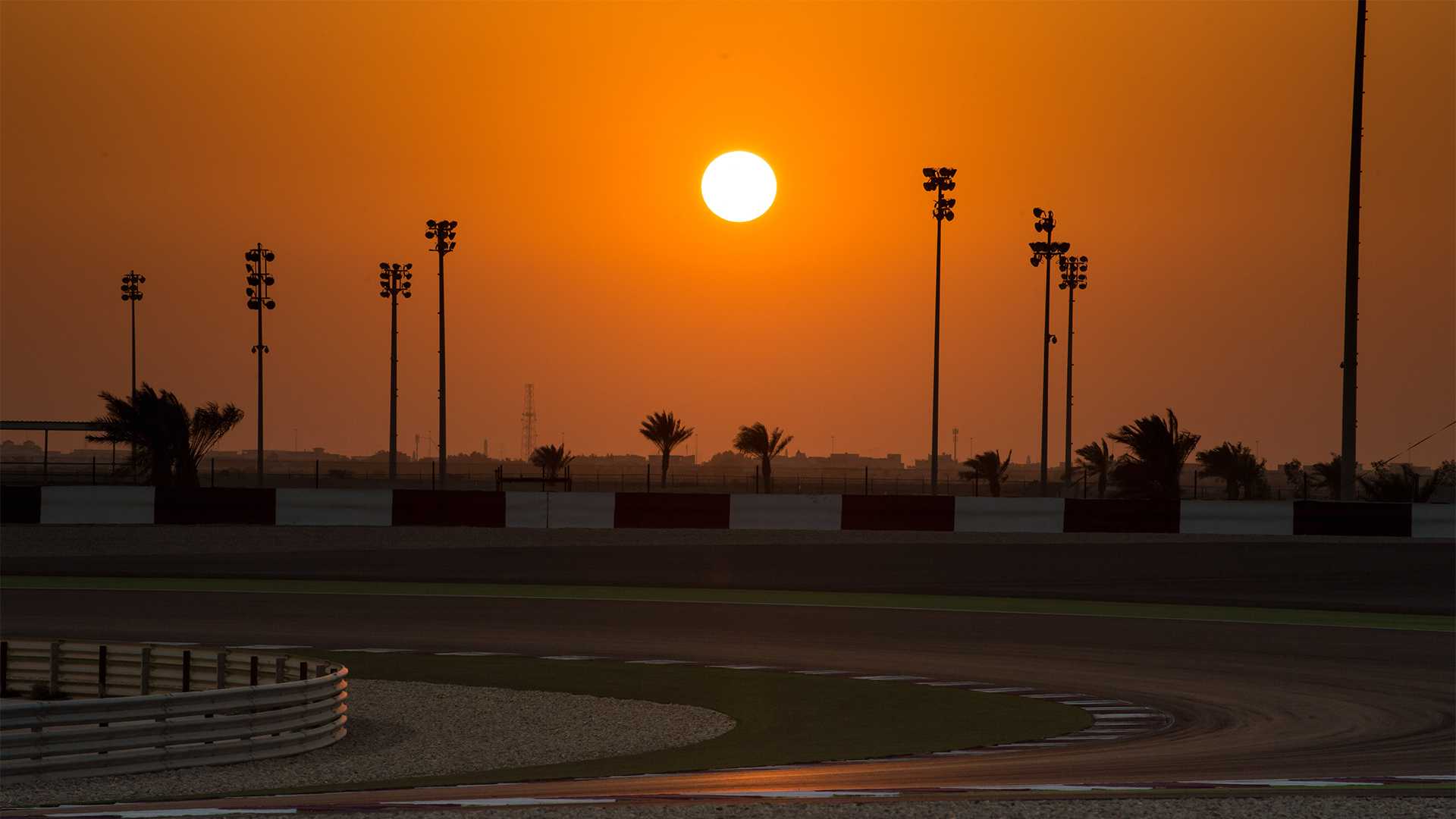 Sun down, lights out: battle commences in Qatar