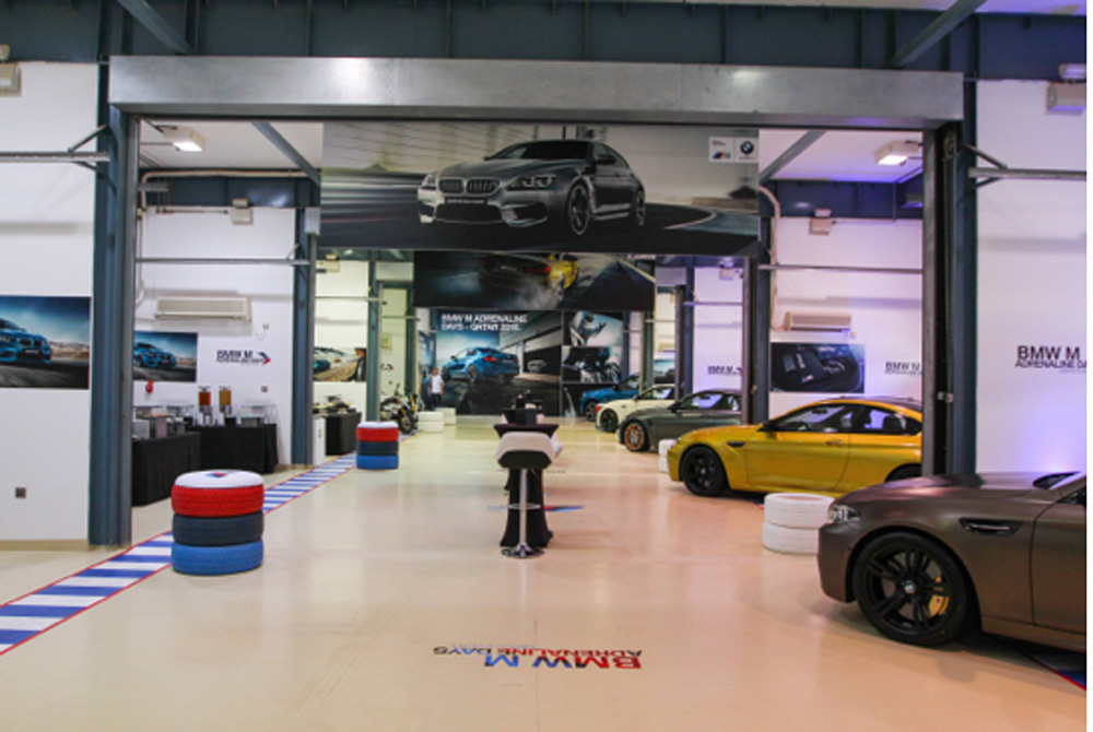 PIT GARAGES  Flexible space for hosting events